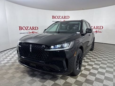 New 2026 Lincoln Aviator Reserve w/ Luxury Package image 3