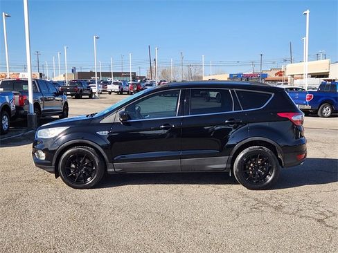 Used 2017 Ford Escape SE w/ SE Leather Comfort Package image 4