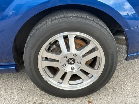 Used 2006 Ford Mustang GT RWD image 29