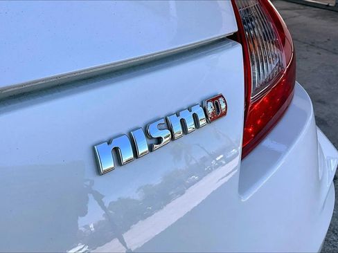 Used 2017 Nissan 370Z NISMO image 19