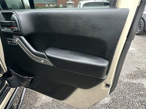 Used 2017 Jeep Wrangler Unlimited Sport w/ Quick Order Package 24S image 15