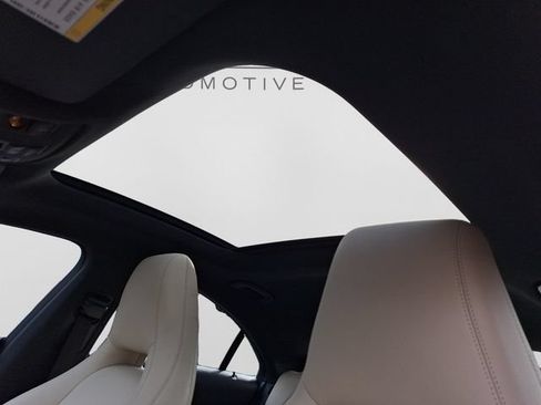 Used 2016 Mercedes-Benz CLA 250 image 12