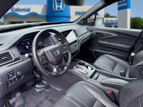 Used 2023 Honda Passport TrailSport image 13