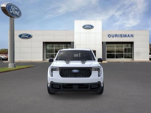 New 2026 Ford Maverick Lariat w/ Black Appearance Package image 2