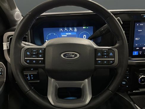 Used 2024 Ford F250 Lariat w/ Lariat Ultimate Package image 19