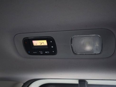 Used 2018 Honda Odyssey Elite image 36