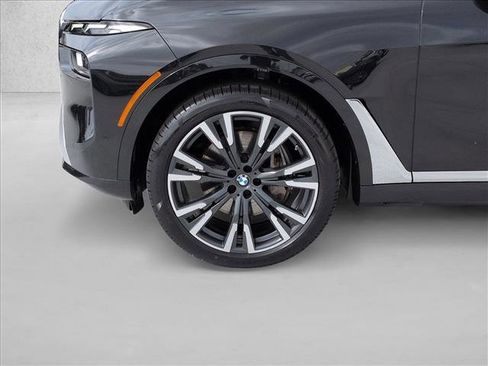 Used 2024 BMW X7 xDrive40i AWD/4WD image 27