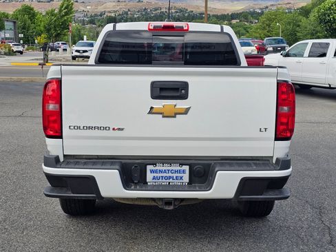 Used 2017 Chevrolet Colorado LT w/ LT Convenience Package AWD/4WD image 4