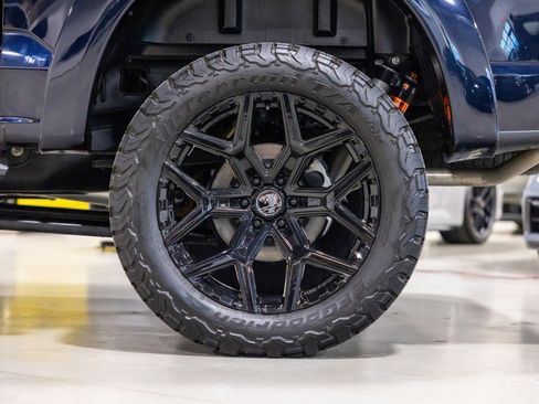 Used 2025 Ford F150 Lariat w/ Equipment Group 501A Mid image 17