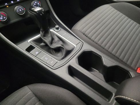 Used 2022 Volkswagen Jetta S image 26