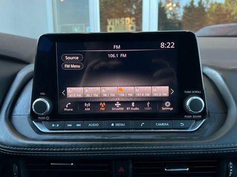 Used 2023 Nissan Rogue S image 9