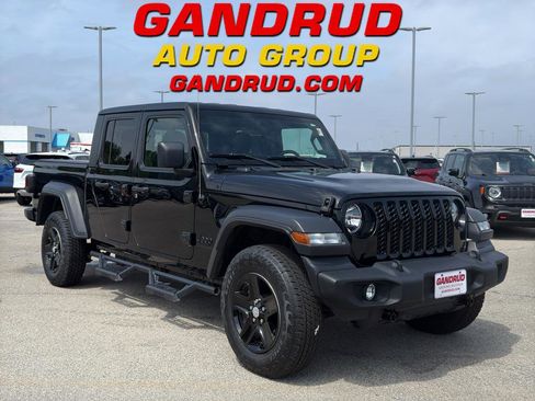 Used 2020 Jeep Gladiator Sport w/ Quick Order Package 24S AWD/4WD image 1