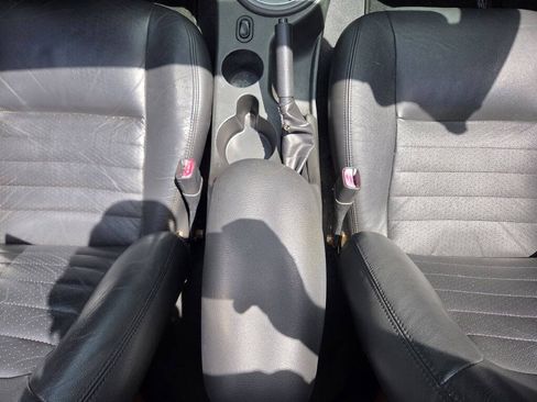 Used 2004 Ford Mustang GT RWD image 45