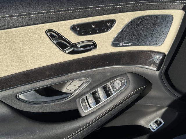 Used 2018 Mercedes-Benz S 560 Sedan image 19