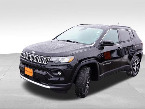 Certified 2024 Jeep Compass Limited image 11