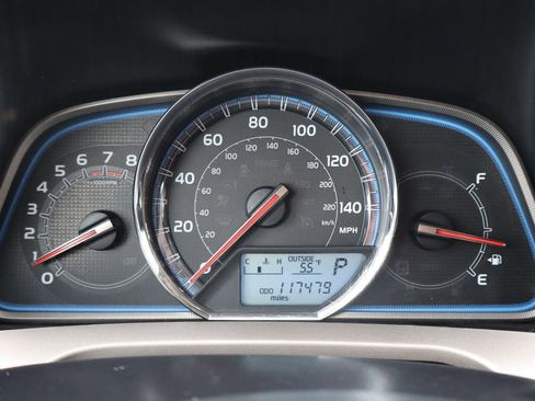 Used 2013 Toyota RAV4 Limited image 34