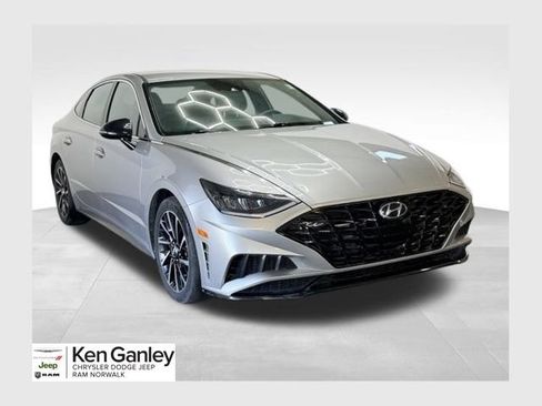 Used 2020 Hyundai Sonata SEL Plus w/ Cargo Package FWD image 1