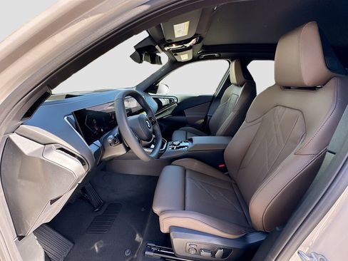 New 2025 BMW X3 xDrive30i w/ Premium Package image 18