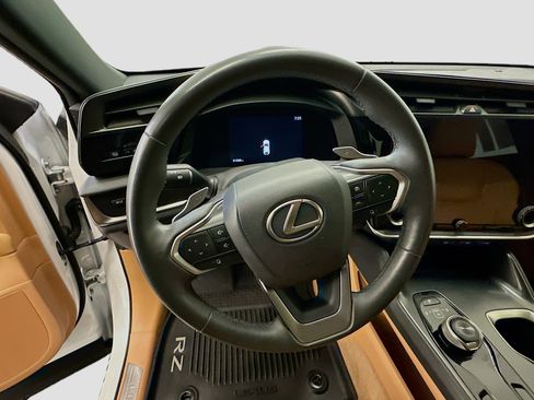 Used 2023 Lexus RZ 450e Premium w/ Technology Package AWD/4WD image 18