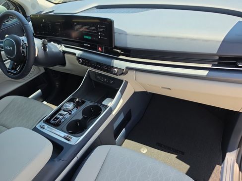 New 2026 Kia Carnival SX FWD image 12