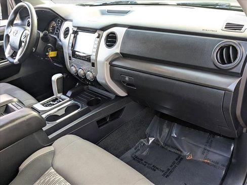 Used 2020 Toyota Tundra SR5 w/ SR5 Upgrade Package image 20