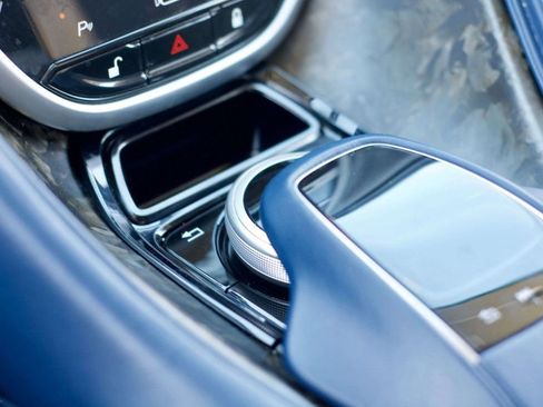 Used 2017 Aston Martin DB11 V12 image 31