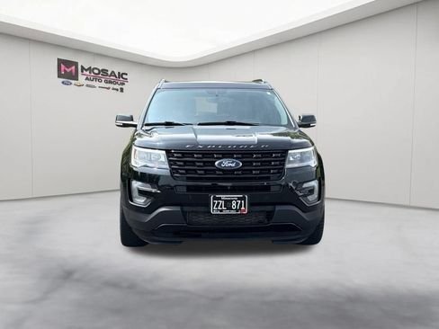 Used 2017 Ford Explorer Sport w/ Equipment Group 401A AWD/4WD image 3