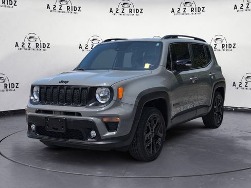 Used 2022 Jeep Renegade Altitude w/ Convenience Group AWD/4WD image 3
