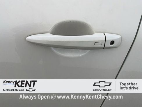 Used 2023 Nissan Rogue SV image 19