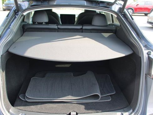 Used 2023 Tesla Model Y Long Range AWD/4WD image 10