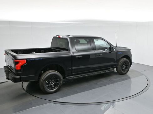 New 2025 Ford F150 Lightning XLT image 42