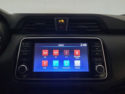 Used 2025 Nissan Versa S w/ Trunk Package FWD image 25