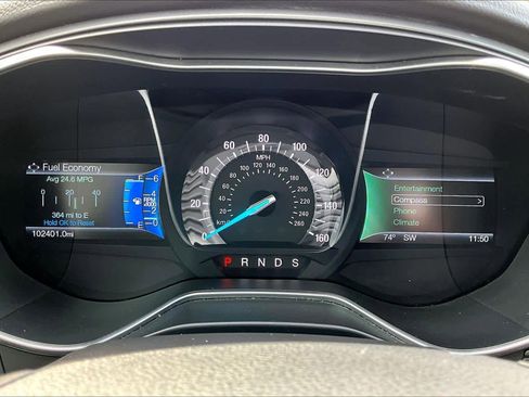 Used 2016 Ford Fusion Titanium image 26