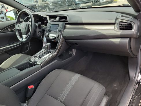 Used 2019 Honda Civic Sport image 16