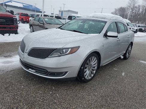 Used 2015 Lincoln MKS AWD w/ Equipment Group 101A image 7
