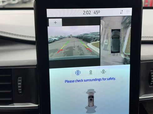 Used 2022 Ford Explorer Platinum w/ Technology Package image 34