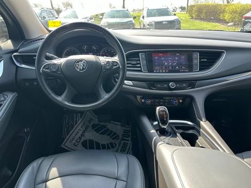 Used 2021 Buick Enclave Essence AWD/4WD image 14