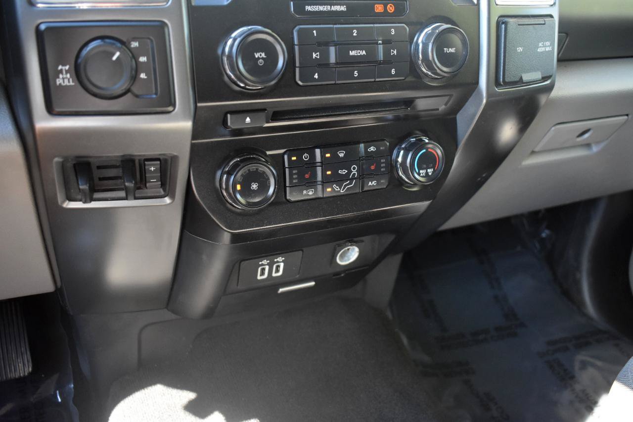 Used 2018 Ford F250 XLT w/ XLT Premium Package AWD/4WD image 37