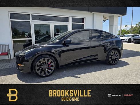 Used 2022 Tesla Model Y Performance AWD/4WD image 1