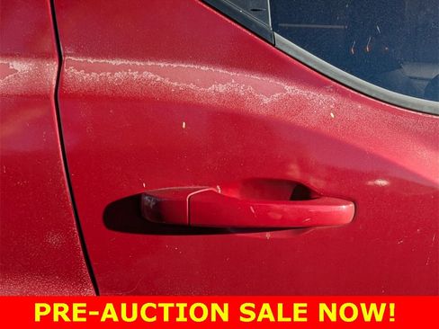 Used 2013 Dodge Avenger SE image 15