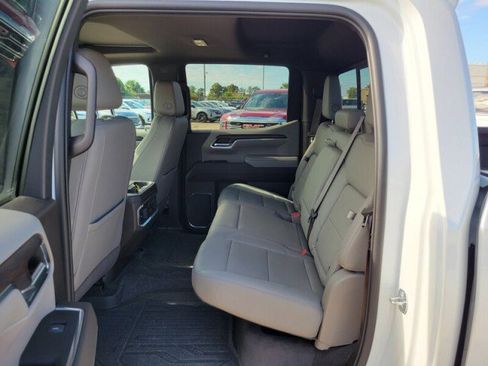 Certified 2022 GMC Sierra 1500 SLT image 27