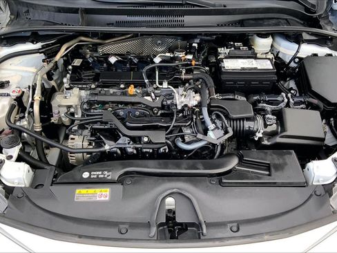 Used 2024 Toyota Corolla LE FWD image 31