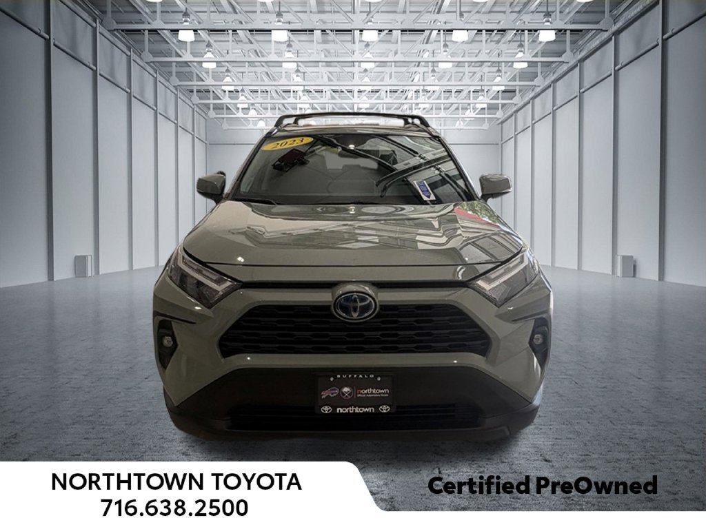 Used 2023 Toyota RAV4 XLE Premium AWD/4WD image 3