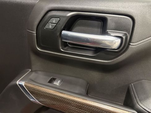 Used 2019 Chevrolet Silverado 1500 LT Trail Boss AWD/4WD image 48