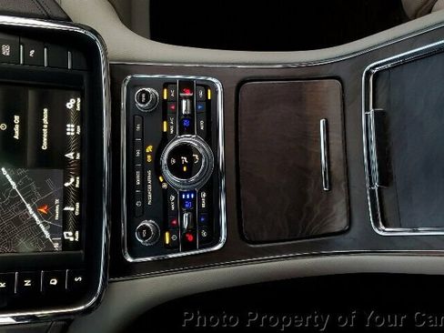 Used 2019 Lincoln Continental Select w/ Continental Climate Package image 27