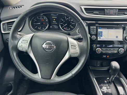 Used 2016 Nissan Rogue SL image 11