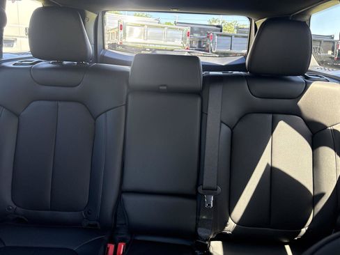 New 2026 Jeep Cherokee Limited AWD/4WD image 25