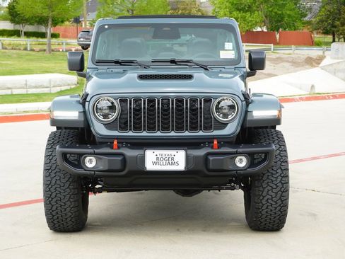 New 2026 Jeep Wrangler Unlimited Rubicon AWD/4WD image 6