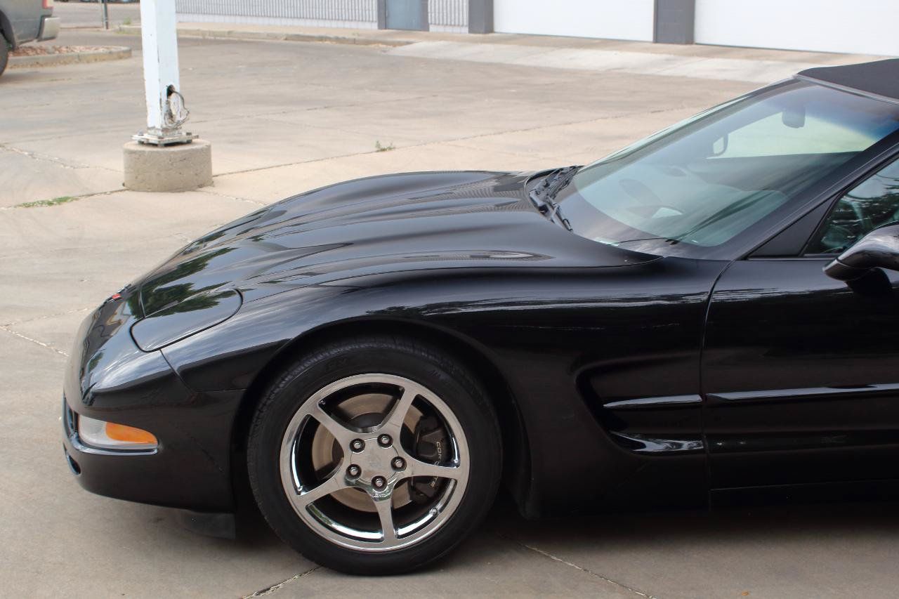 Used 2002 Chevrolet Corvette Convertible w/ Preferred Equipment Group2 RWD image 27