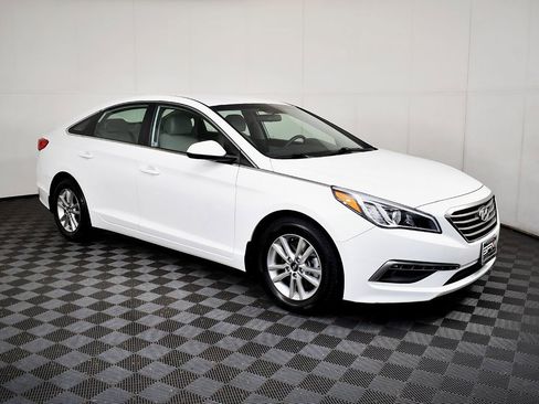 Used 2015 Hyundai Sonata SE image 6